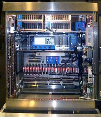 Example ATC Controller Units in a Cabinet Architecture. Please see the Extended Text Description below.